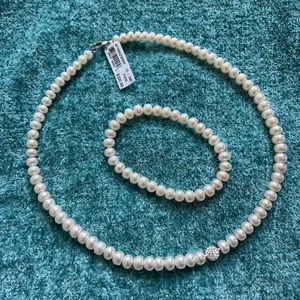 Pearl Necklace and Bracelet- NEW